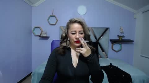 Snapshot of amell_thomson chatting on 31, 12, 2024 Amell Thomson online show from 31, 12, 2024