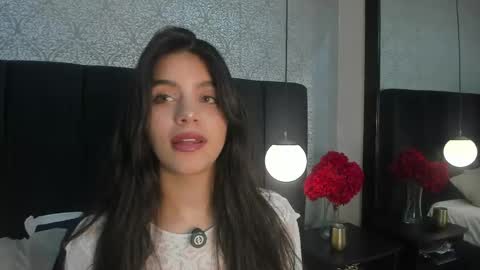 Snapshot of amelrose chatting on 19, 5, 2026 ONLYFANS amel rose22 online show from 19, 5, 2026