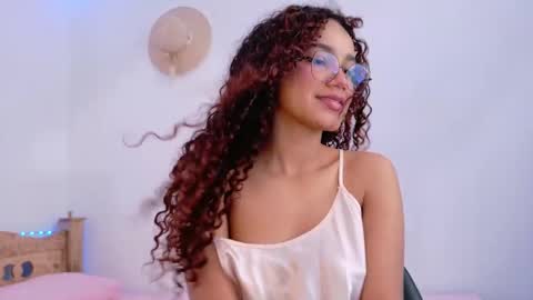 Snapshot of amely_sweetheat chatting on 26, 5, 2026 Amely online show from 26, 5, 2026