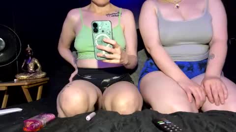 Amery Sky online show from 5, 10, 2025