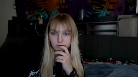 amethystmoon18 online show from 2, 3, 2026