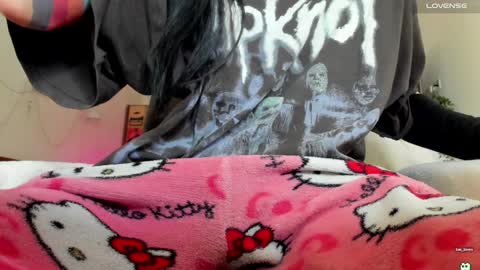 Snapshot of ami_sakurami chatting on 13, 1, 2025 Amaya online show from 13, 1, 2025