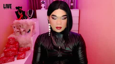 Queen Mireska online show from 9, 12, 2024