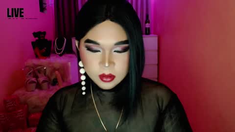 Queen Mireska online show from 20, 12, 2024