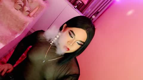 Queen Mireska online show from 15, 1, 2025