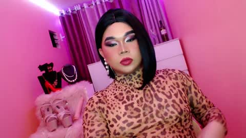 Queen Mireska online show from 2, 2, 2025