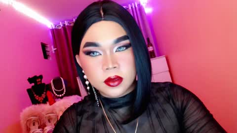 Queen Mireska online show from 22, 2, 2025