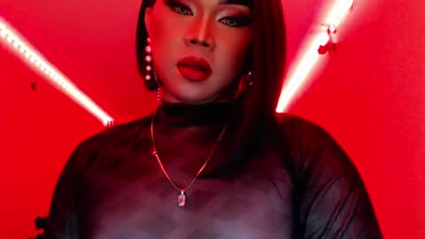 Queen Mireska online show from 25, 2, 2025