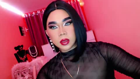 Queen Mireska online show from 5, 3, 2025