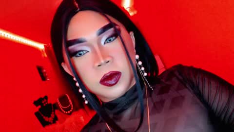 Queen Mireska online show from 6, 3, 2025