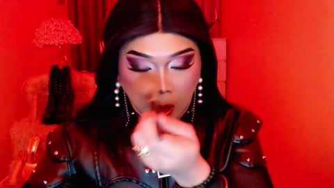 Queen Mireska online show from 9, 9, 2025