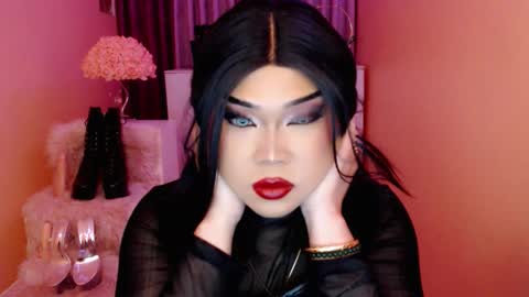 Queen Mireska online show from 27, 9, 2025