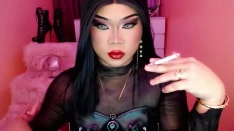 Queen Mireska online show from 12, 10, 2025