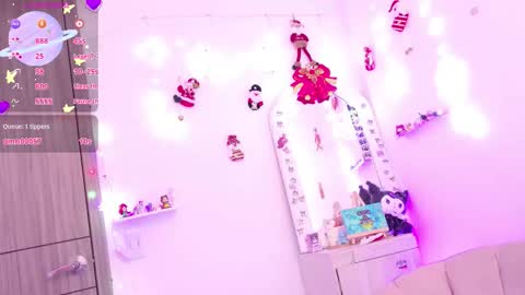 Snapshot of amicuper chatting on 27, 11, 2025 Amy online show from 27, 11, 2025