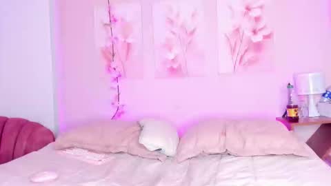 AmiiClark  online show from 22, 3, 2026