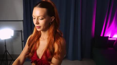 Snapshot of amilifox1 chatting on 28, 6, 2026 amilifox1 online show from 28, 6, 2026