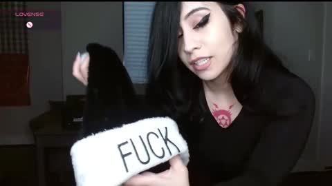 amilust online show from 22, 12, 2024