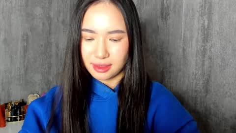 Snapshot of amina_artin chatting on 19, 12, 2024 Amina online show from 19, 12, 2024