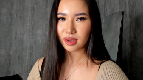 Snapshot of amina_artin chatting on 28, 12, 2024 Amina online show from 28, 12, 2024