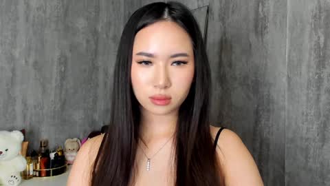 Snapshot of amina_artin chatting on 10, 1, 2025 Amina online show from 10, 1, 2025