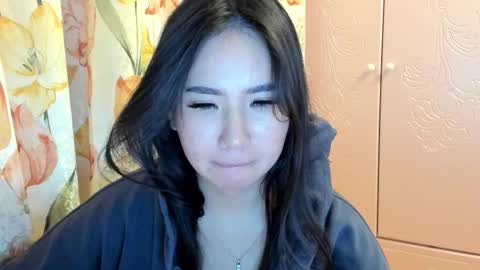 Snapshot of amina_artin chatting on 7, 10, 2025 Amina online show from 7, 10, 2025