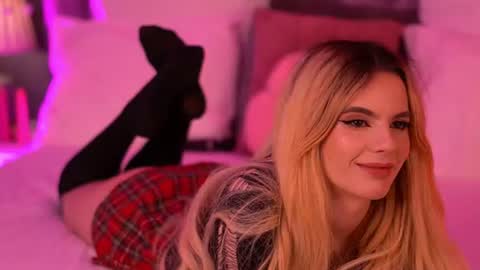 amiralovely online show from 13, 7, 2026
