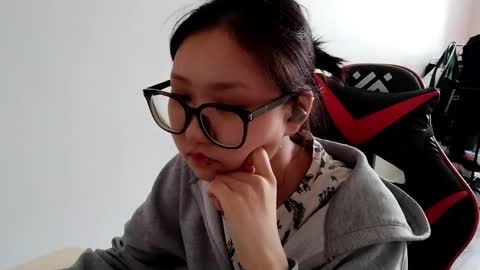 Snapshot of amiramita chatting on 19, 5, 2026 Kathrynenijou online show from 19, 5, 2026