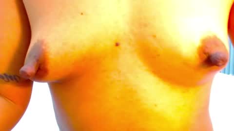 Snapshot of ammy_ronan chatting on 18, 12, 2024 IM AMMY online show from 18, 12, 2024