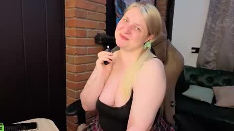 Snapshot of ammy_soon chatting on 25, 6, 2026 Ammy Soon online show from 25, 6, 2026