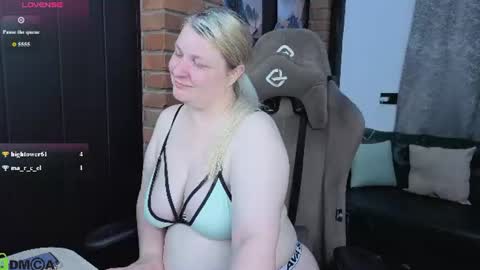 Snapshot of ammy_soon chatting on 11, 7, 2026 Ammy Soon online show from 11, 7, 2026