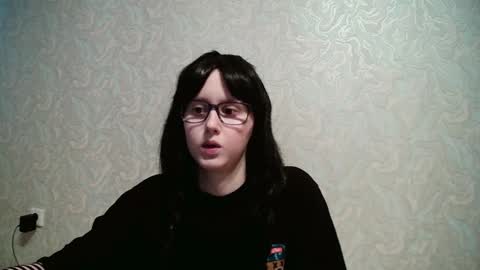 Amomira online show from 5, 3, 2025