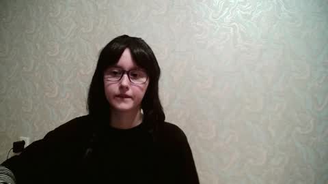 Amomira honeyx online show from 12, 3, 2026