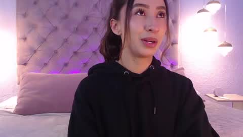 Snapshot of amonet_x chatting on 13, 7, 2026 Sophi online show from 13, 7, 2026