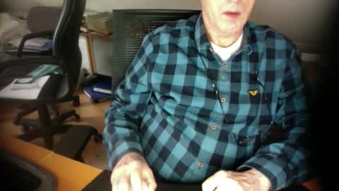 Snapshot of amor2200 chatting on 24, 2, 2025 Amor2200 online show from 24, 2, 2025