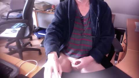 Snapshot of amor2200 chatting on 27, 2, 2025 Amor2200 online show from 27, 2, 2025