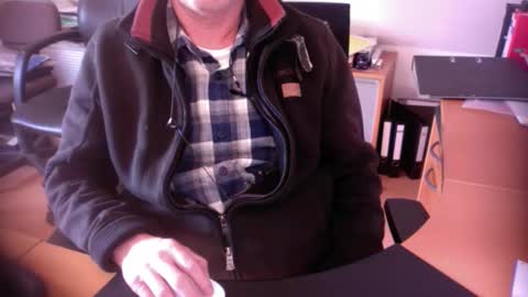 Snapshot of amor2200 chatting on 4, 3, 2025 Amor2200 online show from 4, 3, 2025