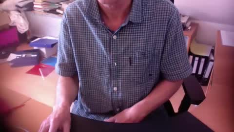 Snapshot of amor2200 chatting on 23, 9, 2025 Amor2200 online show from 23, 9, 2025