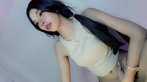 Belle Tylor online show from 9, 12, 2024