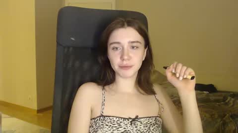 Snapshot of amoremeoww chatting on 23, 1, 2025 miss unforgettable online show from 23, 1, 2025