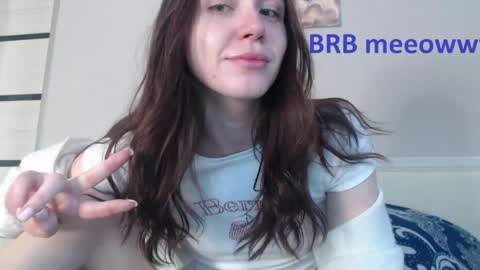 Snapshot of amoremeoww chatting on 8, 5, 2026 miss unforgettable online show from 8, 5, 2026