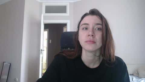 Snapshot of amoremeoww chatting on 15, 5, 2026 miss unforgettable online show from 15, 5, 2026