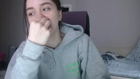 Snapshot of amoremeoww chatting on 16, 5, 2026 miss unforgettable online show from 16, 5, 2026