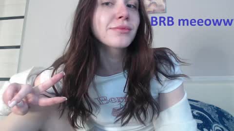 Snapshot of amoremeoww chatting on 20, 5, 2026 miss unforgettable online show from 20, 5, 2026