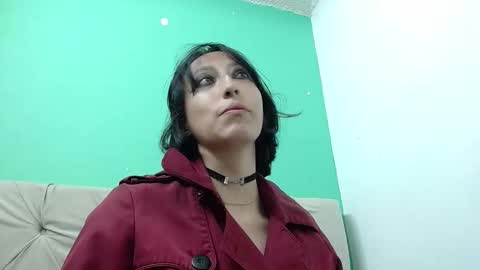 amoremerchmar online show from 1, 6, 2026
