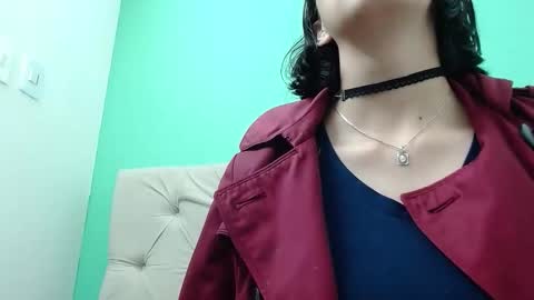 amoremerchmar online show from 2, 6, 2026
