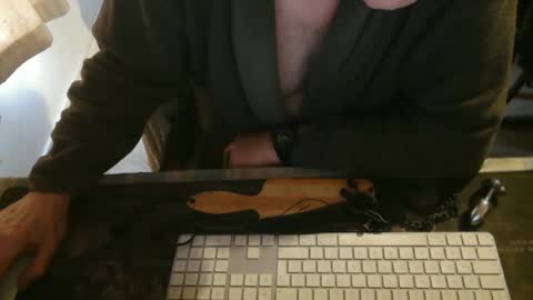 Snapshot of amslave4f chatting on 9, 2, 2026 amslave4f online show from 9, 2, 2026