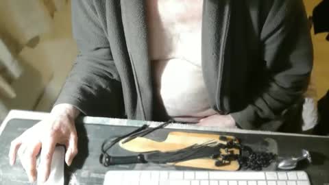 Snapshot of amslave4f chatting on 16, 3, 2026 amslave4f online show from 16, 3, 2026