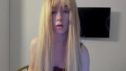 Snapshot of amy1_1 chatting on 4, 10, 2025 amy1_1 online show from 4, 10, 2025