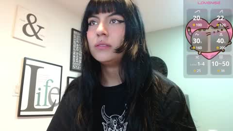 Snapshot of amy__adams1 chatting on 6, 2, 2025 Amy 3 online show from 6, 2, 2025