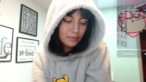 Snapshot of amy__adams1 chatting on 4, 3, 2025 Amy 3 online show from 4, 3, 2025
